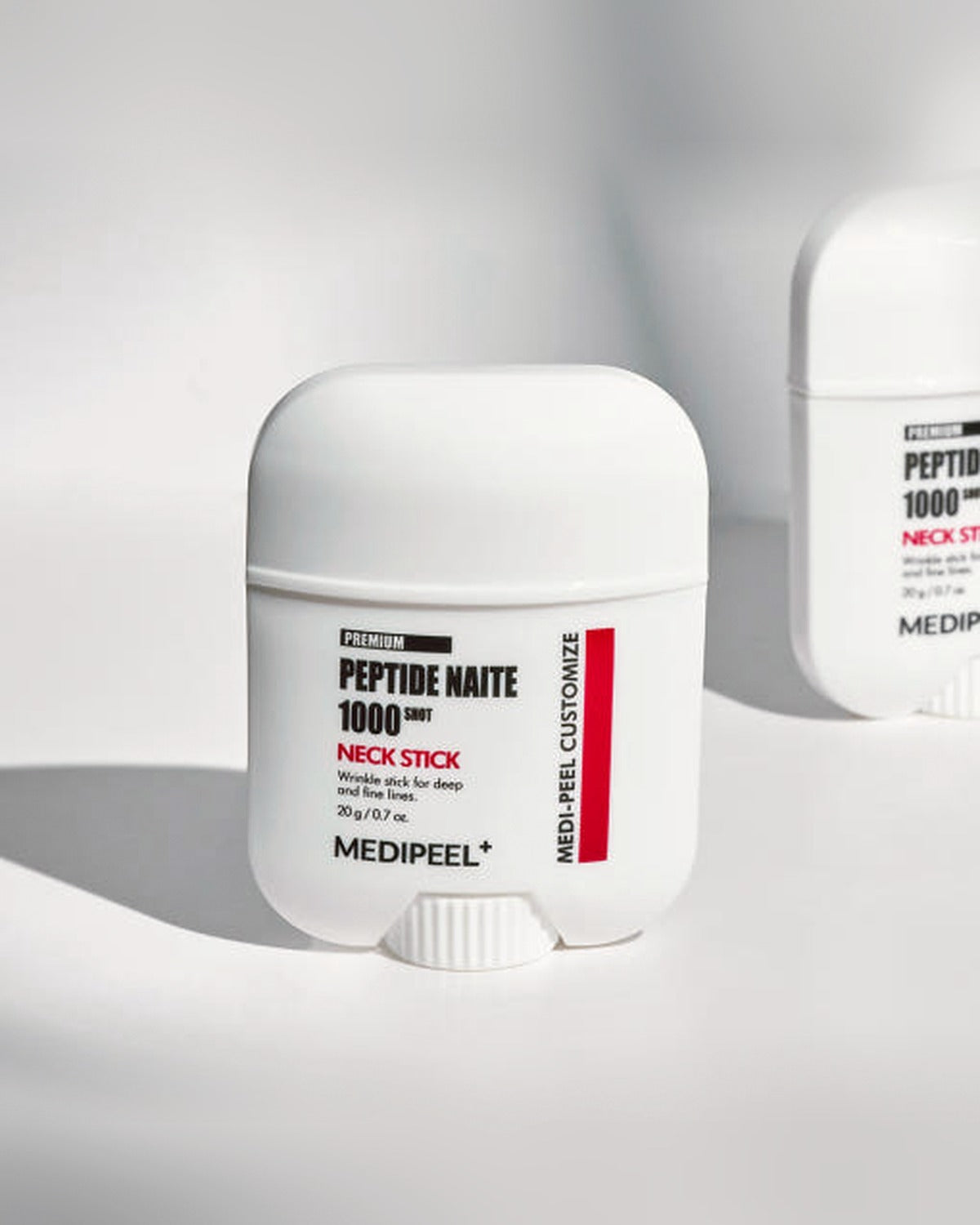 MEDIPEEL Premium Peptide Naite 1000 Shot Neck Stick 20g - tonal render