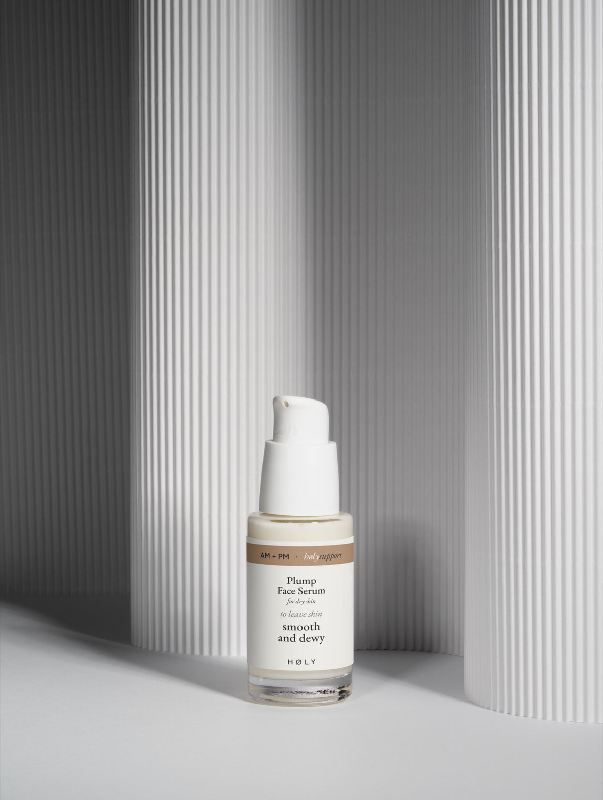 Plump Face Serum for Dry Skin, column scene