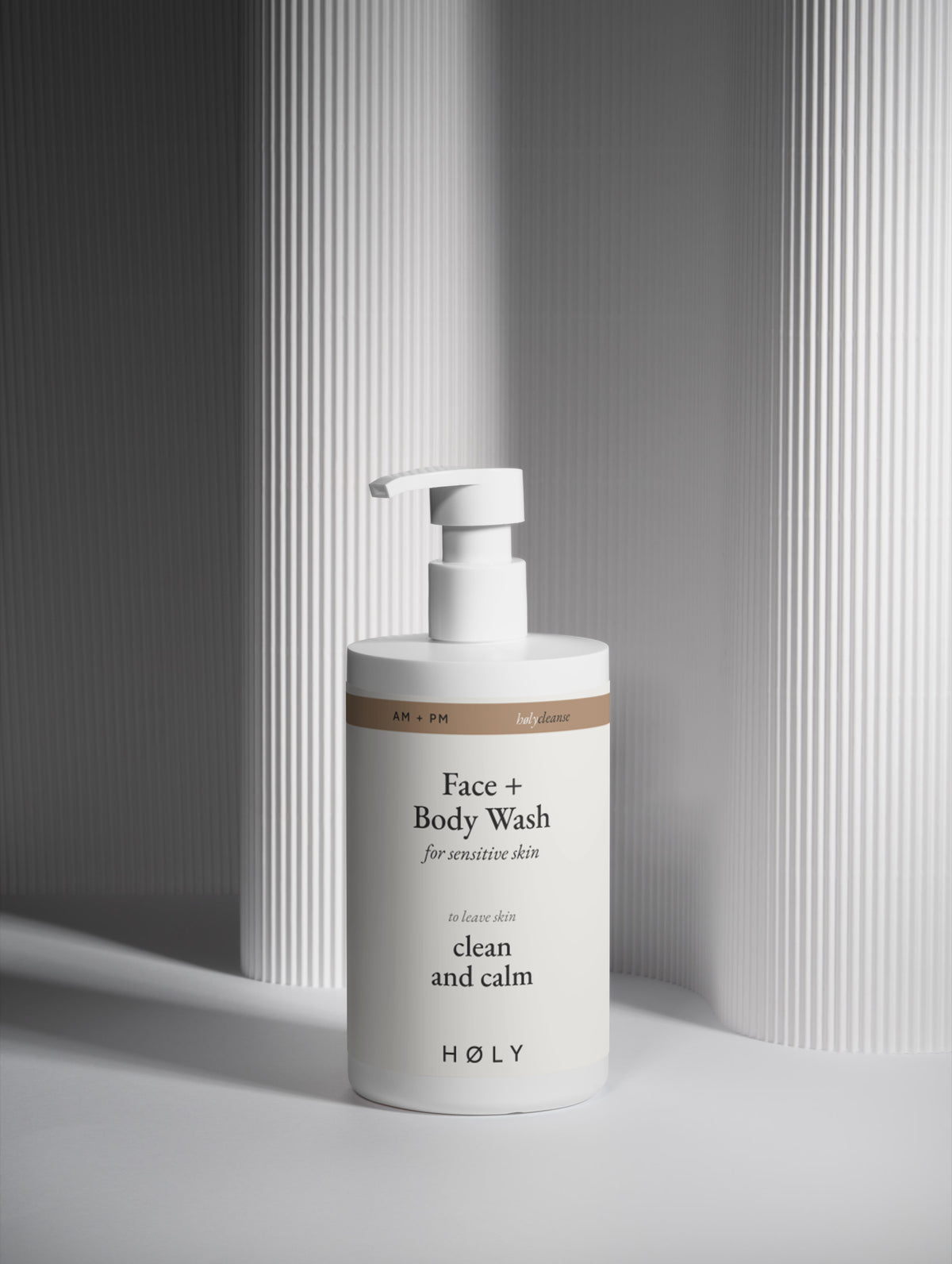 Face + Body Wash for Sensitive Skin, column scene