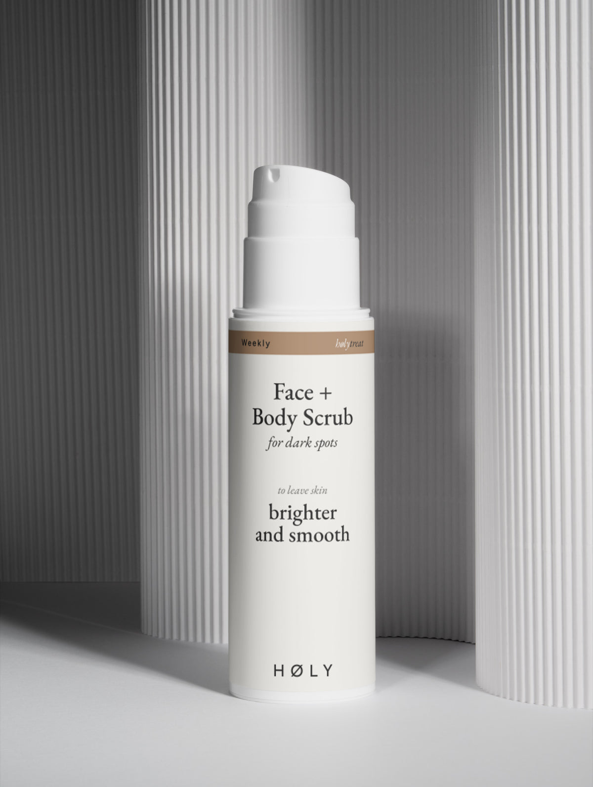 Face + Body Scrub for Dark Spots, column scene