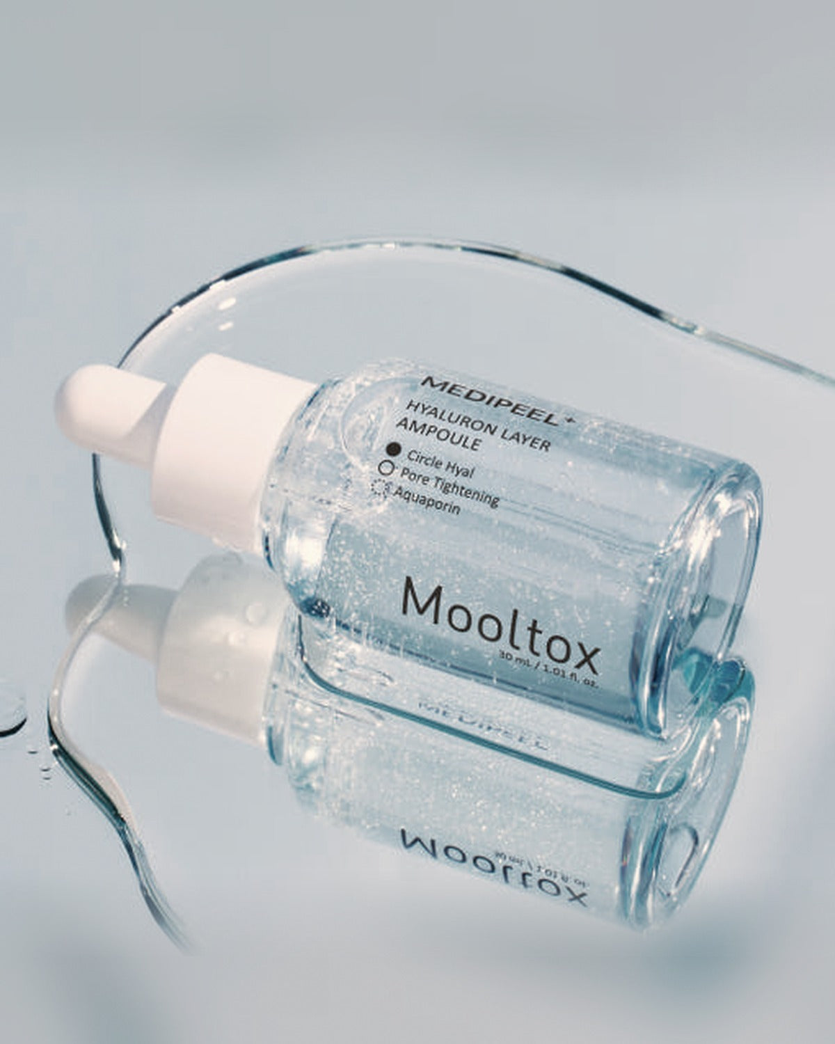 MEDIPEEL Hyaluron Layer Ampoule 30ml - tonal render