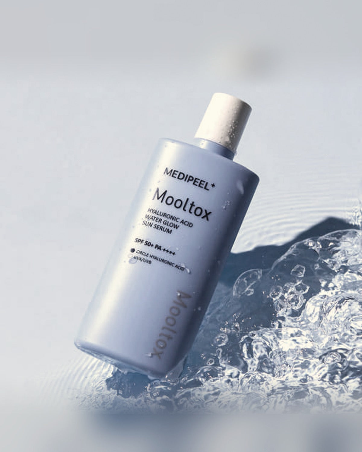 MEDIPEEL Hyaluronic Acid Mooltox Water Glow Sun Serum SPF 50+PA++++ 52ml - tonal render