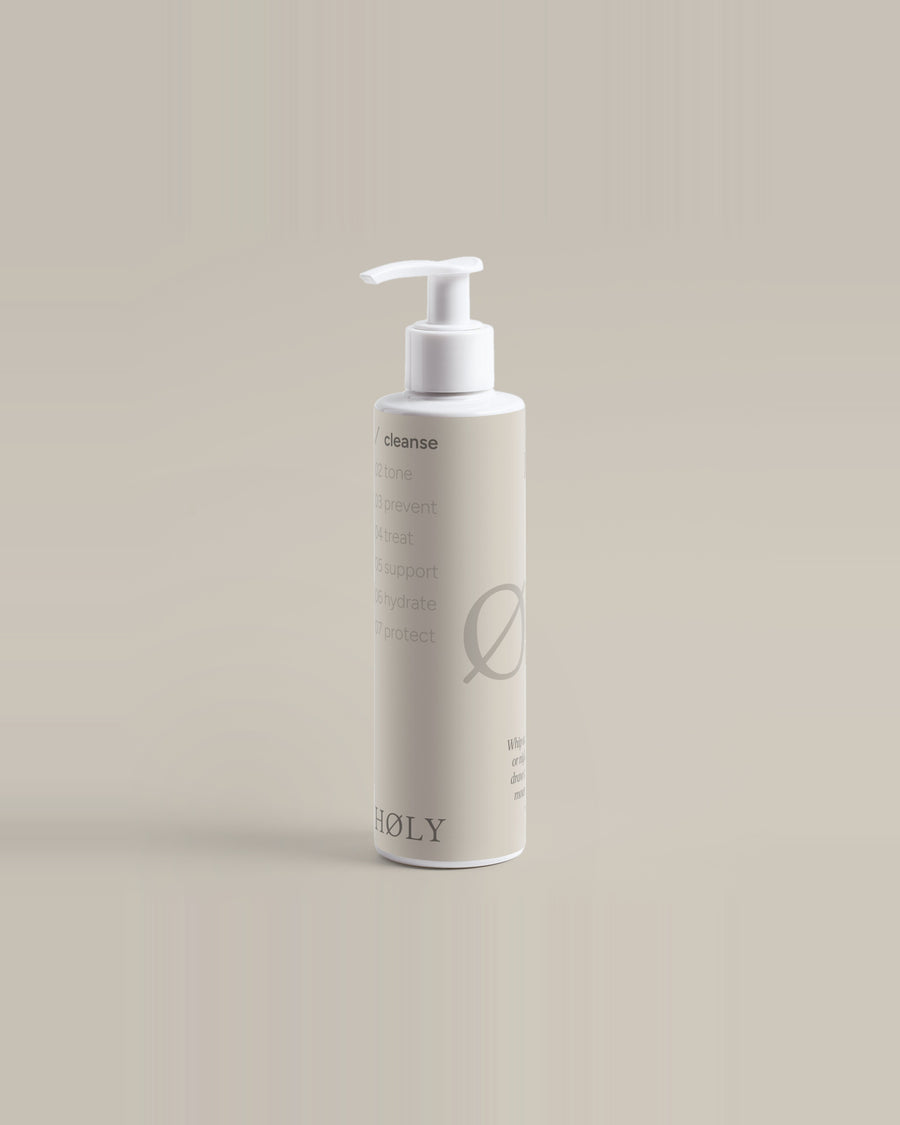 purifying-cloud-mousse-190ml — extended 4:5 hero (#127)
